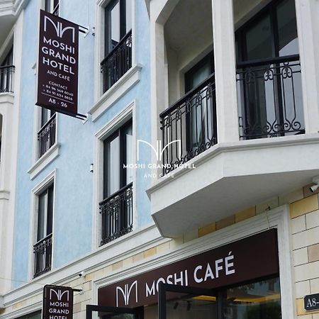 Moshi Grand Hotel Сам Сон Екстериор снимка